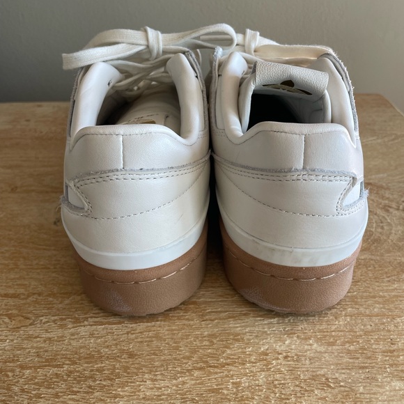 Like new. Mens ADIDAS FORUM 84 LOW CL. US SIZE 7.5. Cloud White/Core Black - Picture 12 of 15